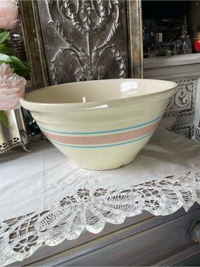 Vintage bowl cream blue pink Oven ware 10 USA